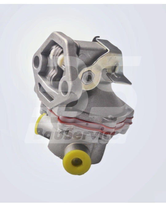 Fuel pump for Putzmeister Hatz 2G40 engine (with primer) Original photo